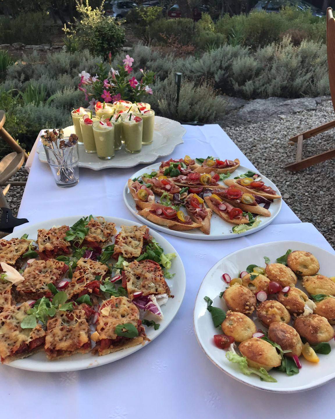 Apéritif à domicile entre amis Avignon